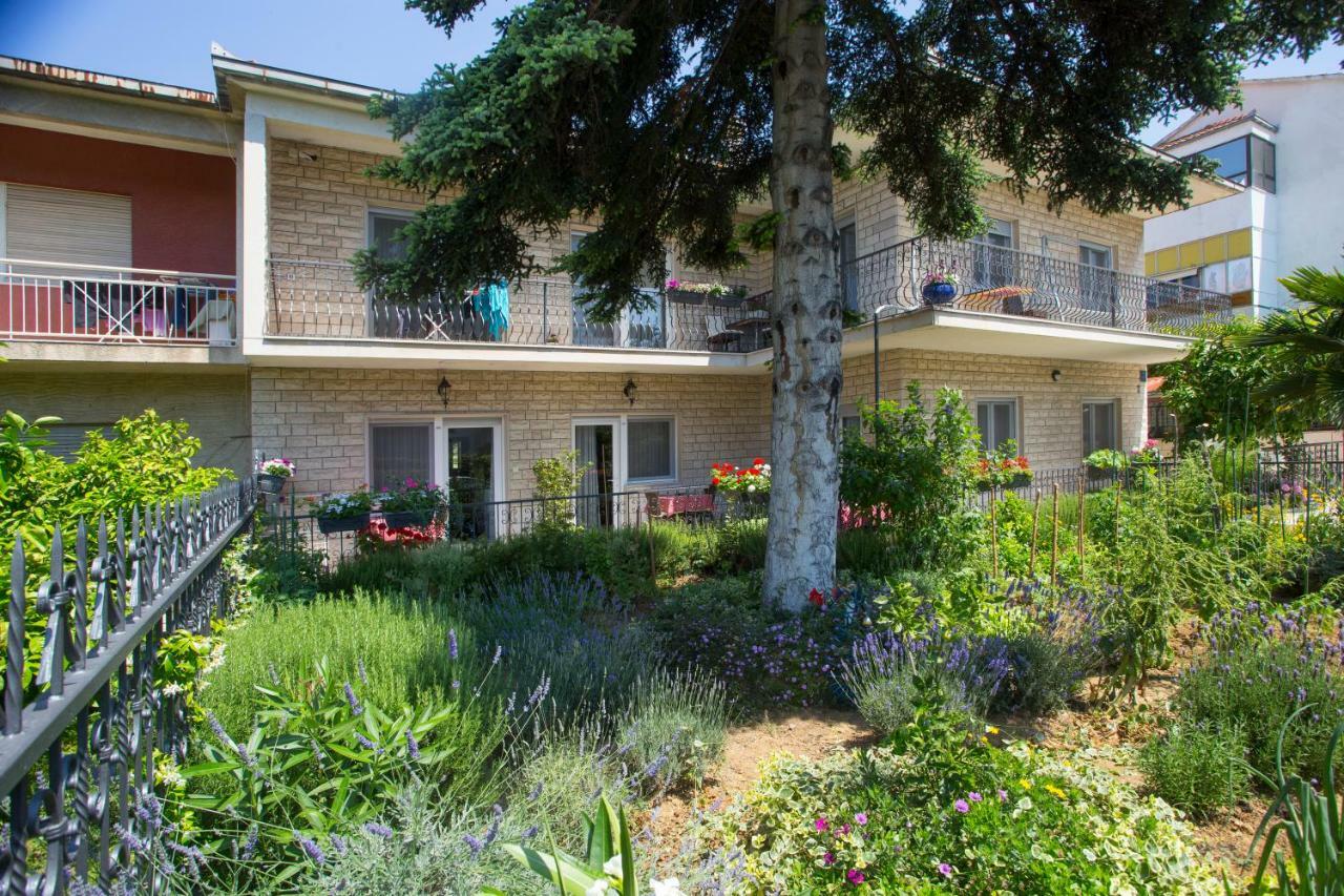 Apartments Ursic Split Buitenkant foto